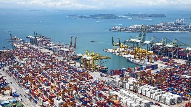 Transport de marchandises : pourquoi prendre la voie maritime ?