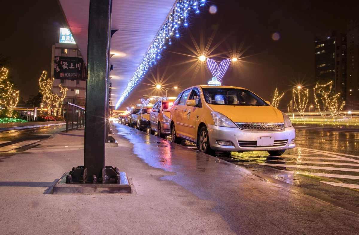 Pourquoi votre assurance taxi change de prix après un déménagement